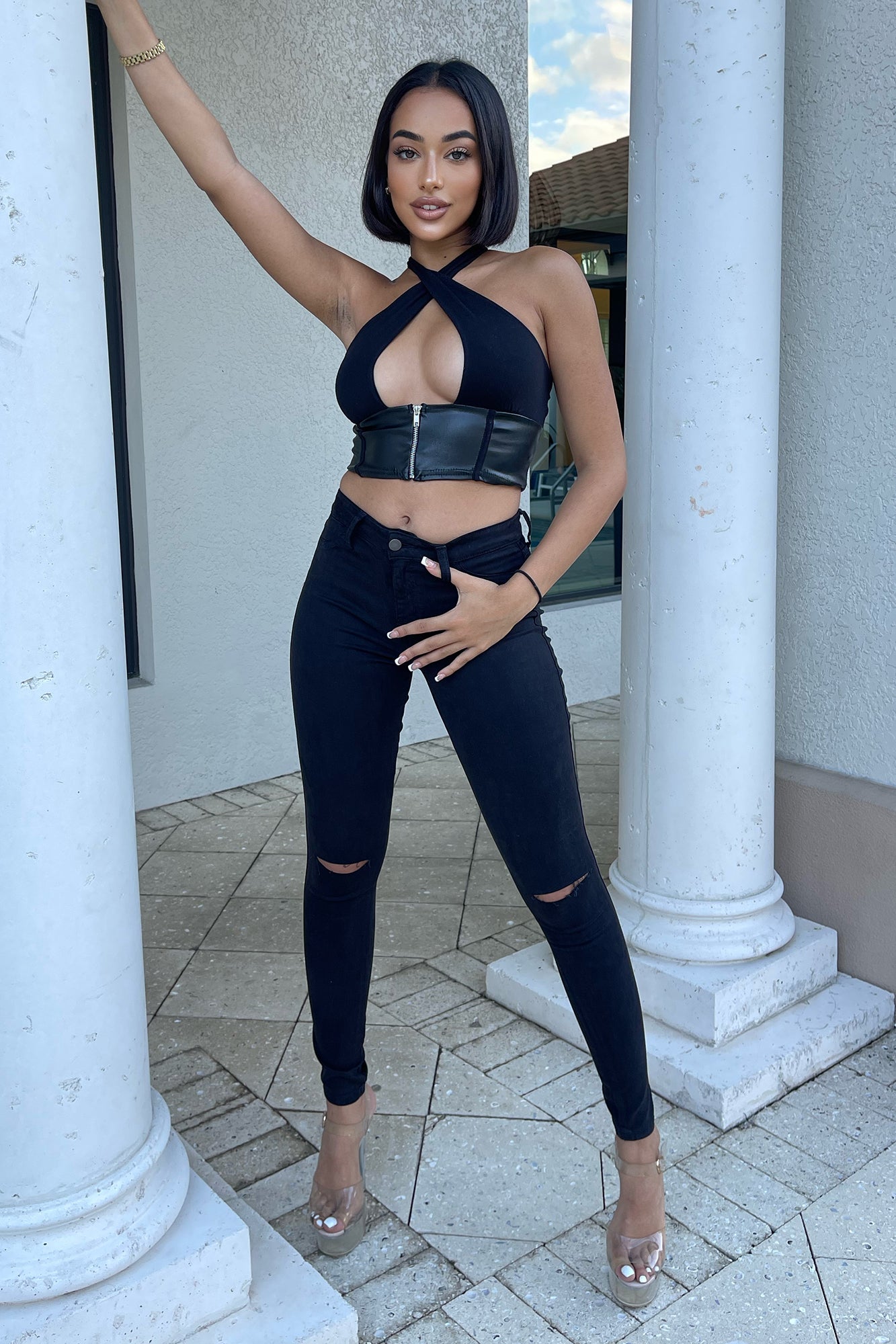 Skinny-Jeans mit schmaler Taille - Schwarz